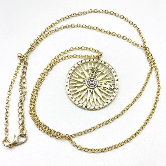 Compass Pendant Necklace Gold Tone Fleur de Lis Classic Career Cosplay LARP - Picture 1 of 8